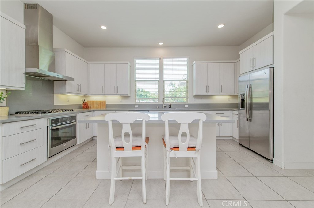 259 Radial, Irvine CA 92618 - photo 6