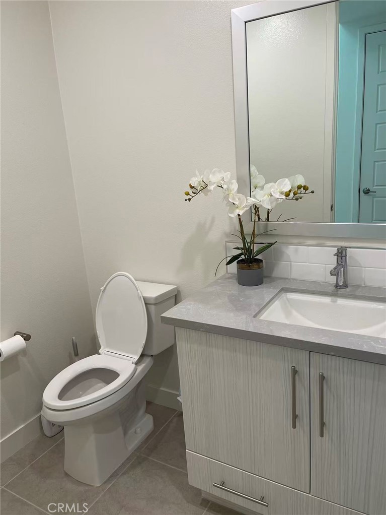 259 Radial, Irvine CA 92618 - photo 13