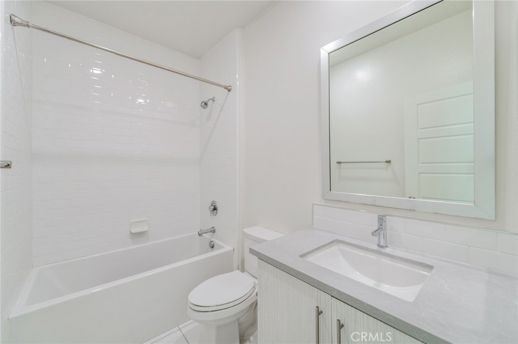 259 Radial, Irvine CA 92618 - photo 17
