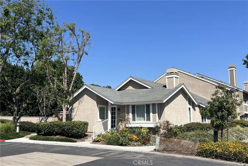 26 Elderglen, Irvine, CA 92604