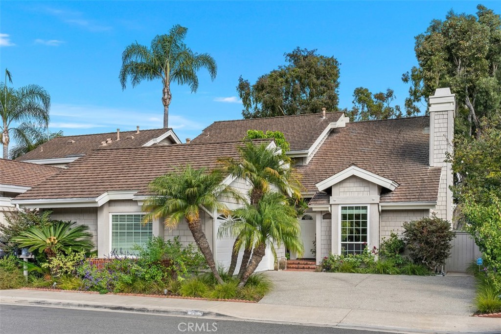 Move to this popular Pacific model today - 26 Southern Wood, Irvine CA 92603 - photo 1