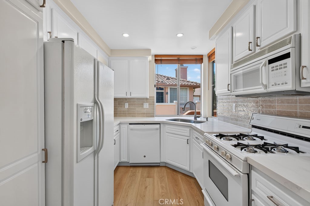 2600 Ladrillo Aisle, Irvine CA 92606 - photo 13