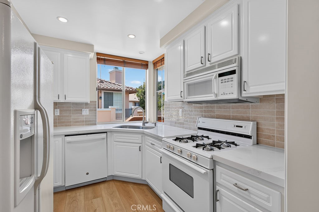 2600 Ladrillo Aisle, Irvine CA 92606 - photo 14