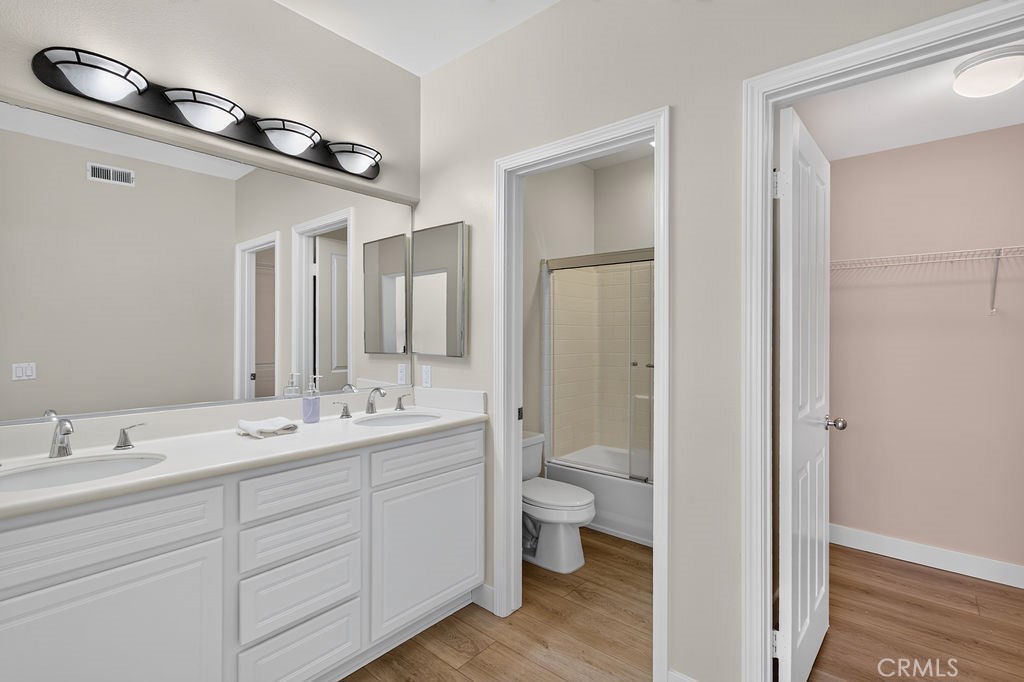 2600 Ladrillo Aisle, Irvine CA 92606 - photo 21