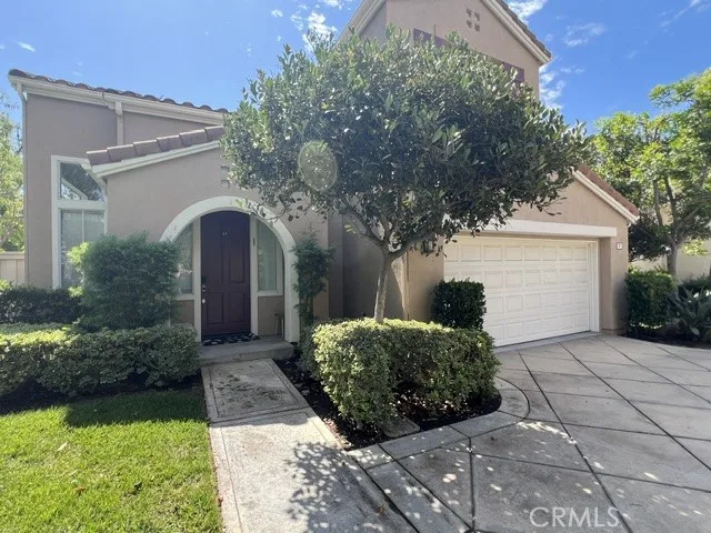 27 Del Sonterra, Irvine, CA 92606