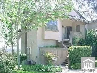 27 Highland, Irvine, CA 92603