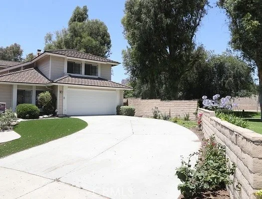 27 Prosa, Irvine