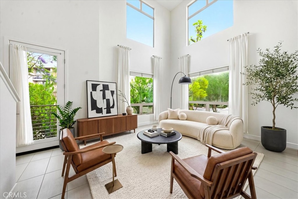 Virtually Staged - 27 SOHO, Irvine CA 92612 - photo 1