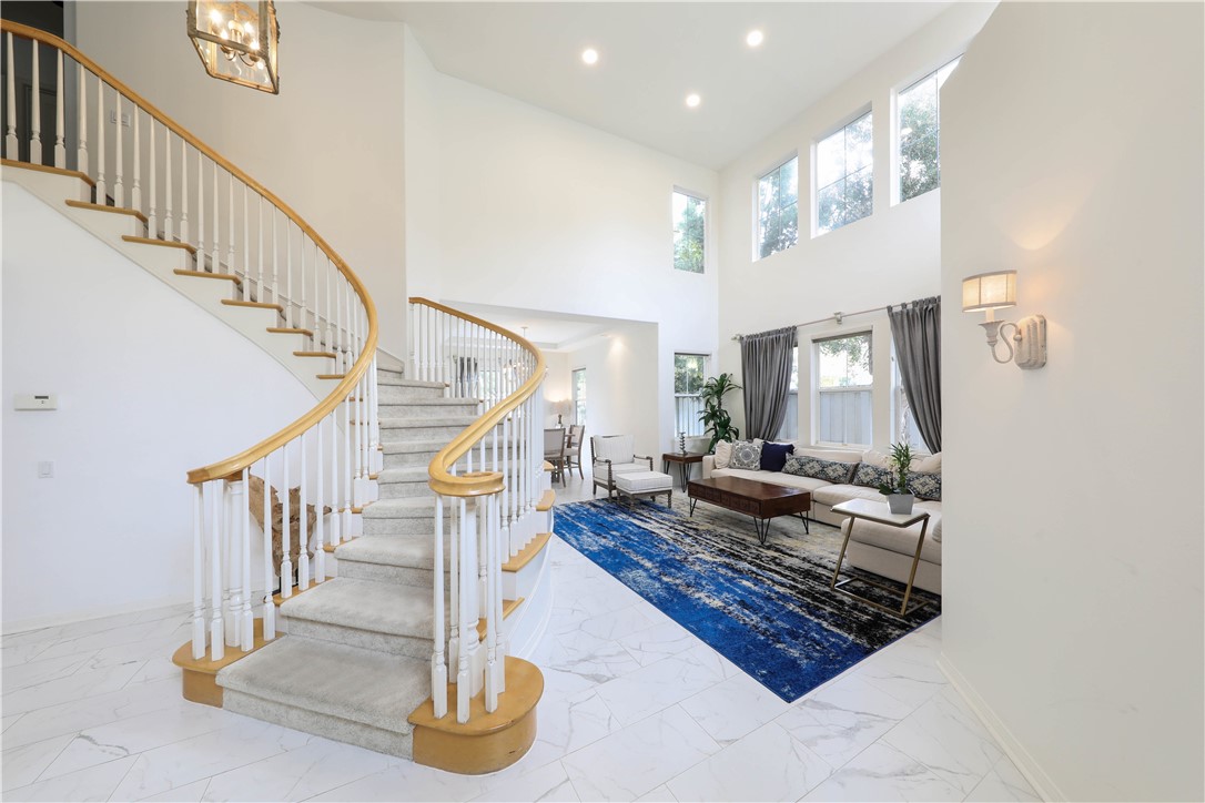 Sweeping staircase - 27 Vienne, Irvine CA 92606 - photo 2