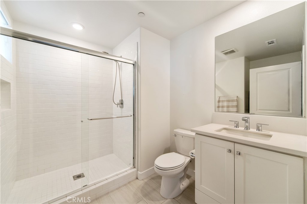 273 LYNX, Irvine CA 92618 - photo 17