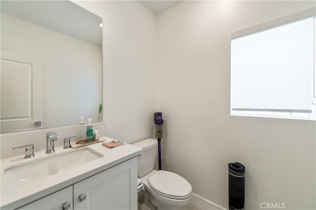 273 LYNX, Irvine CA 92618 - photo 22