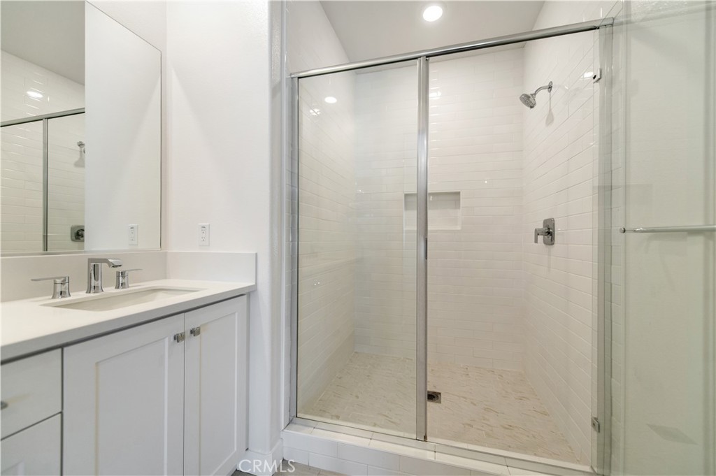 273 LYNX, Irvine CA 92618 - photo 31