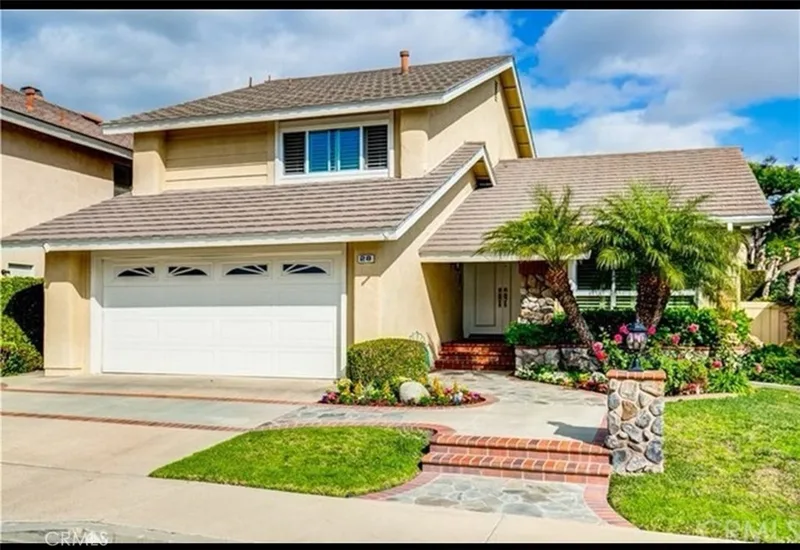 28 Alegria, Irvine, CA 92620