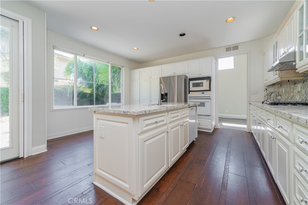 28 Festivo, Irvine CA 92606 - photo 11