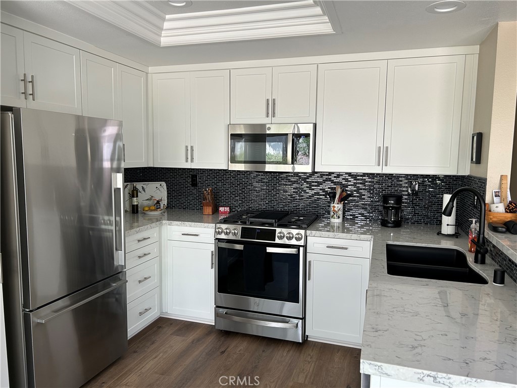 New shaker white soft close cabinets - 28 Lucero W, Irvine CA 92620 - photo 12