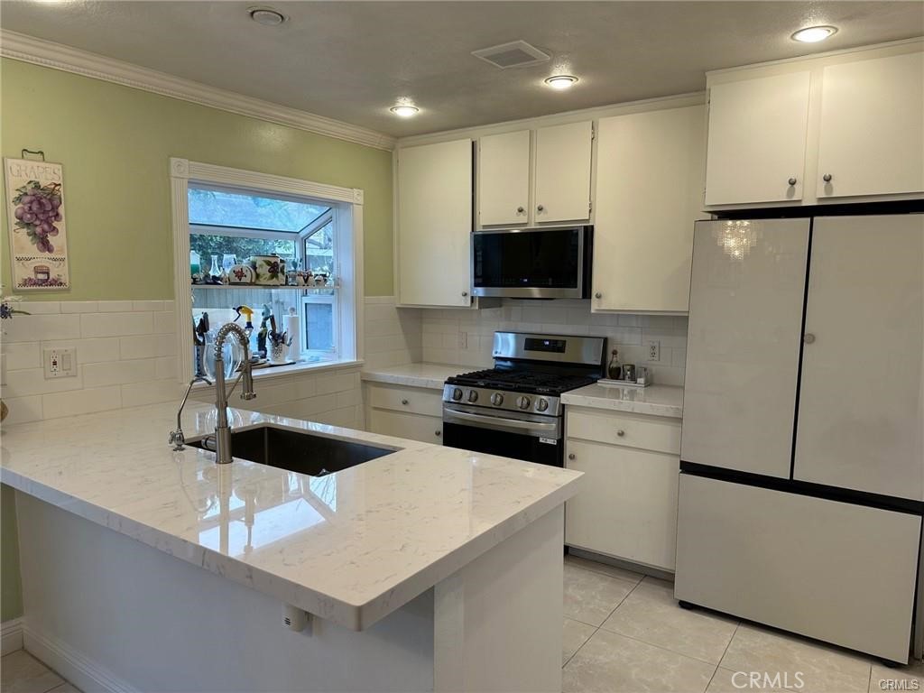 28 Timber Run 129, Irvine CA 92614 - photo 5