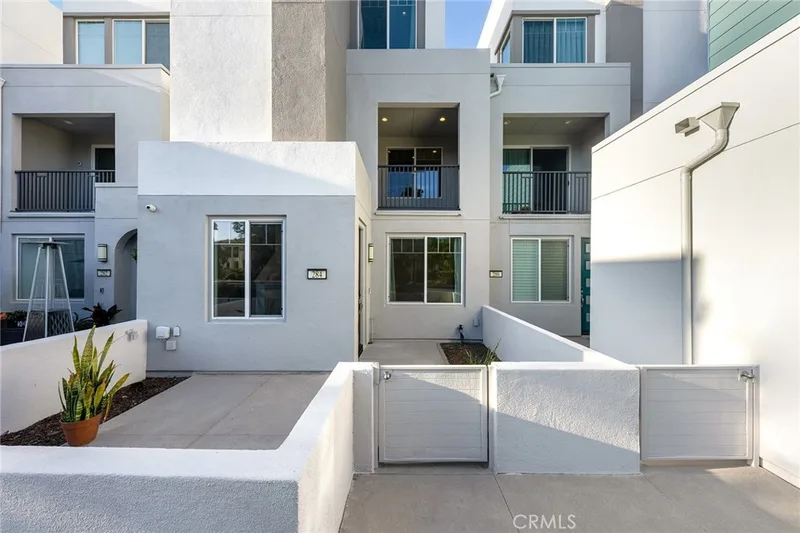 284 Novel, Irvine, CA 92618