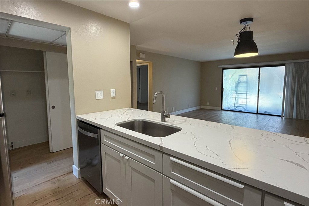 284 Tangelo, Irvine CA 92618 - photo 9