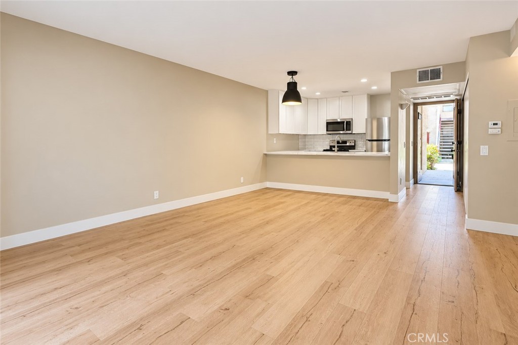 284 Tangelo, Irvine CA 92618 - photo 4