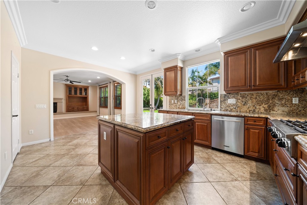 29 Antique Rose, Irvine CA 92620 - photo 6