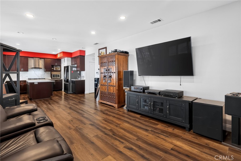 29 Pembroke, Irvine CA 92618 - photo 9