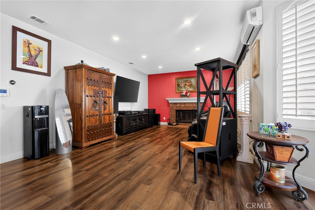 29 Pembroke, Irvine CA 92618 - photo 12