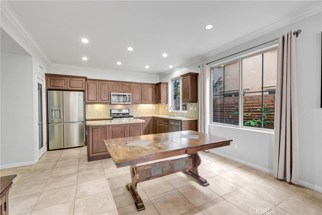 29 Splendor, Irvine CA 92618 - photo 5