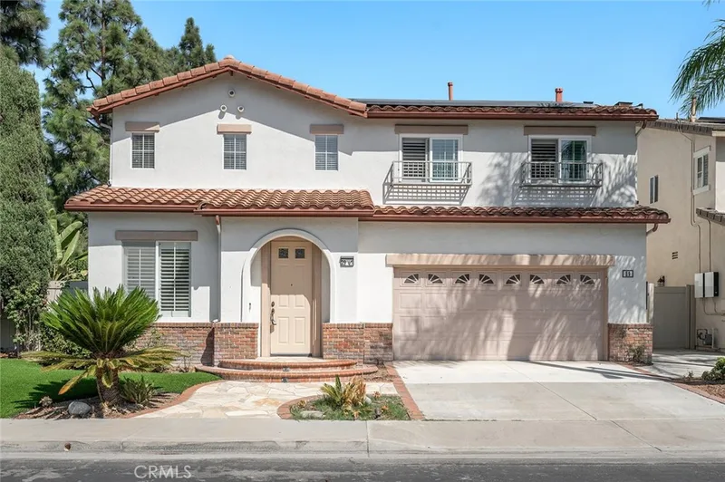 29 Washington, Irvine