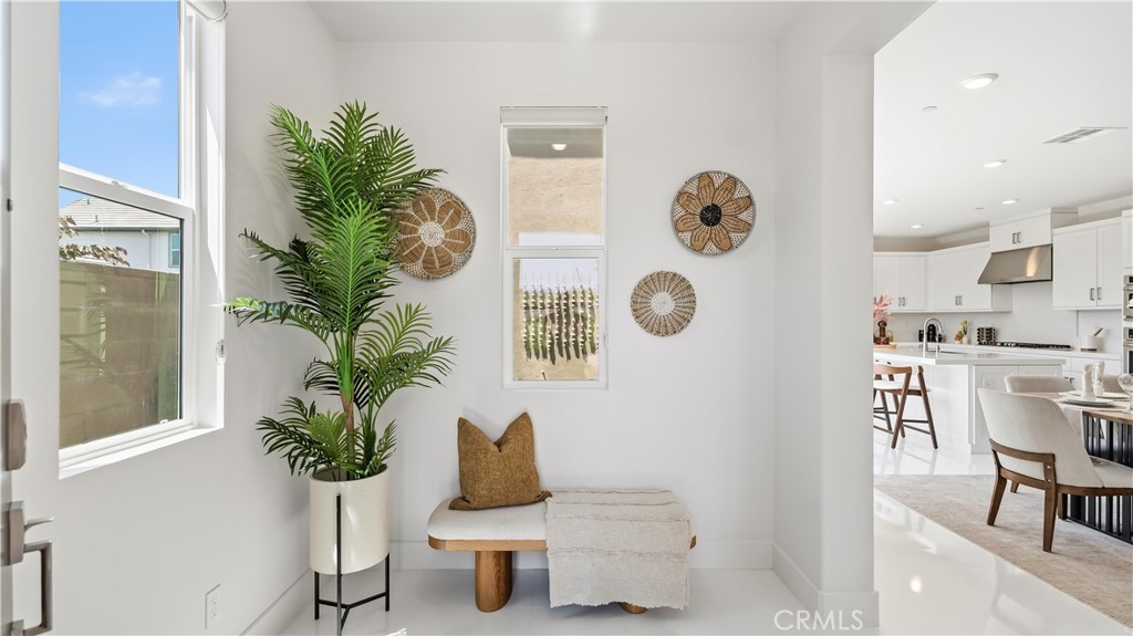 291 Lynx, Irvine CA 92618 - photo 4