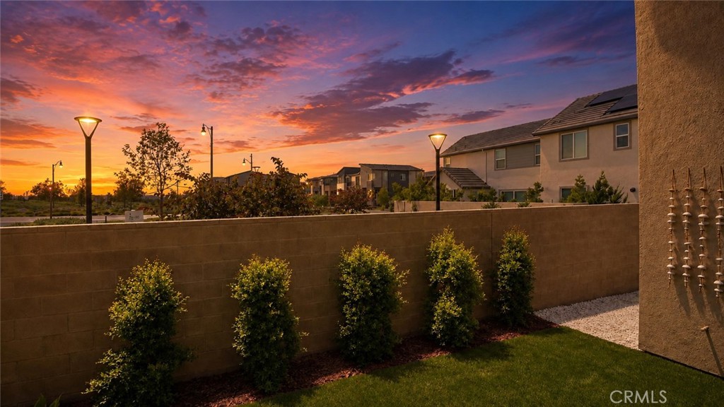 291 Lynx, Irvine CA 92618 - photo 2