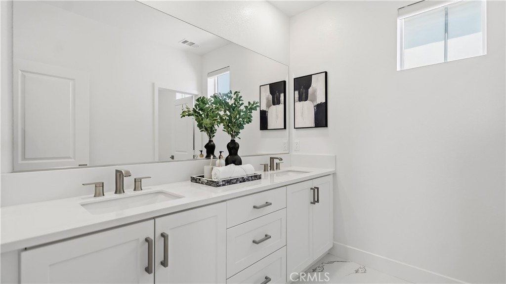 291 Lynx, Irvine CA 92618 - photo 49