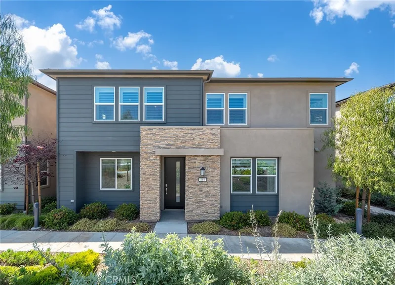 293 Lynx, Irvine, CA 92618