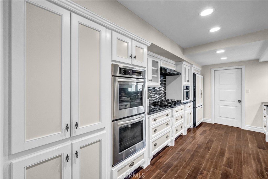 3 Whitewood, Irvine CA 92612 - photo 12