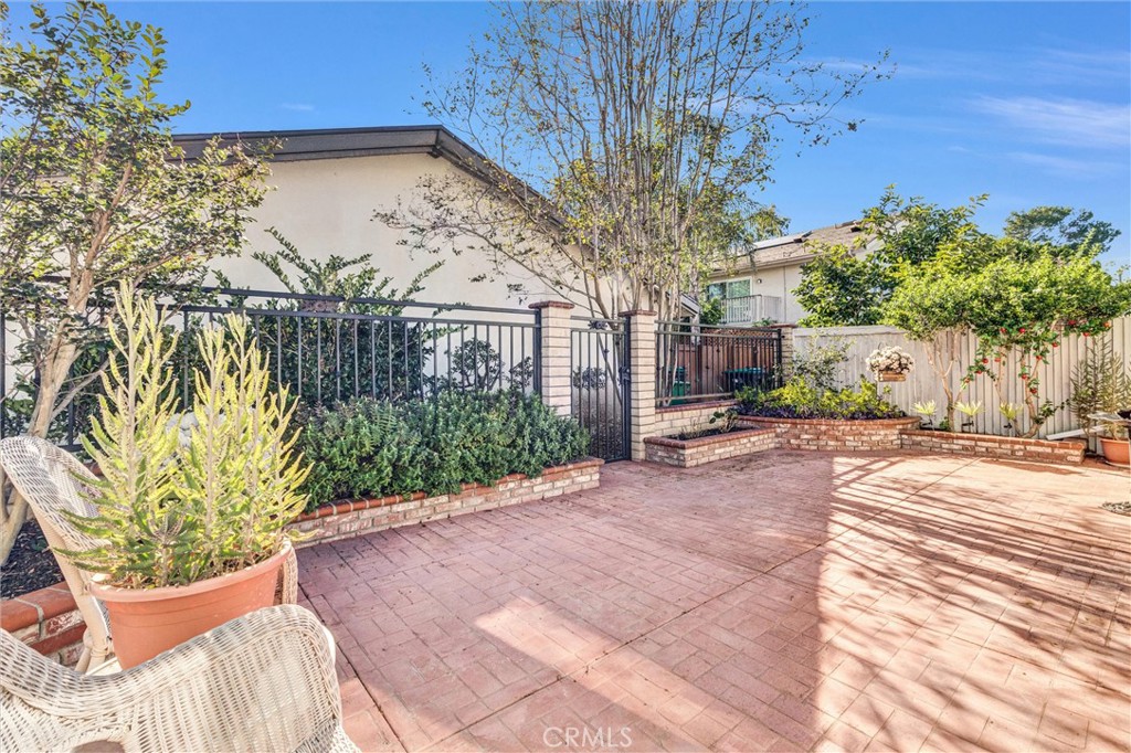 3 Whitewood, Irvine CA 92612 - photo 24