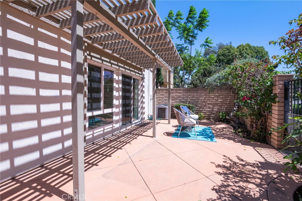 3 Willow Tree Lane, Irvine CA 92612 - photo 32