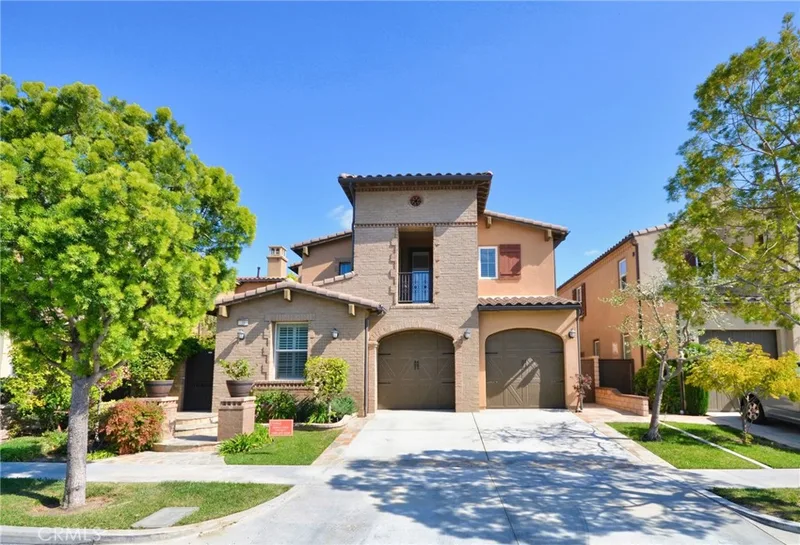30 Paperbark, Irvine, CA 92620