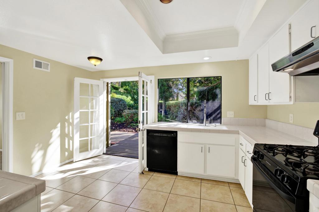 30 Rainbow Falls 17, Irvine CA 92603 - photo 12