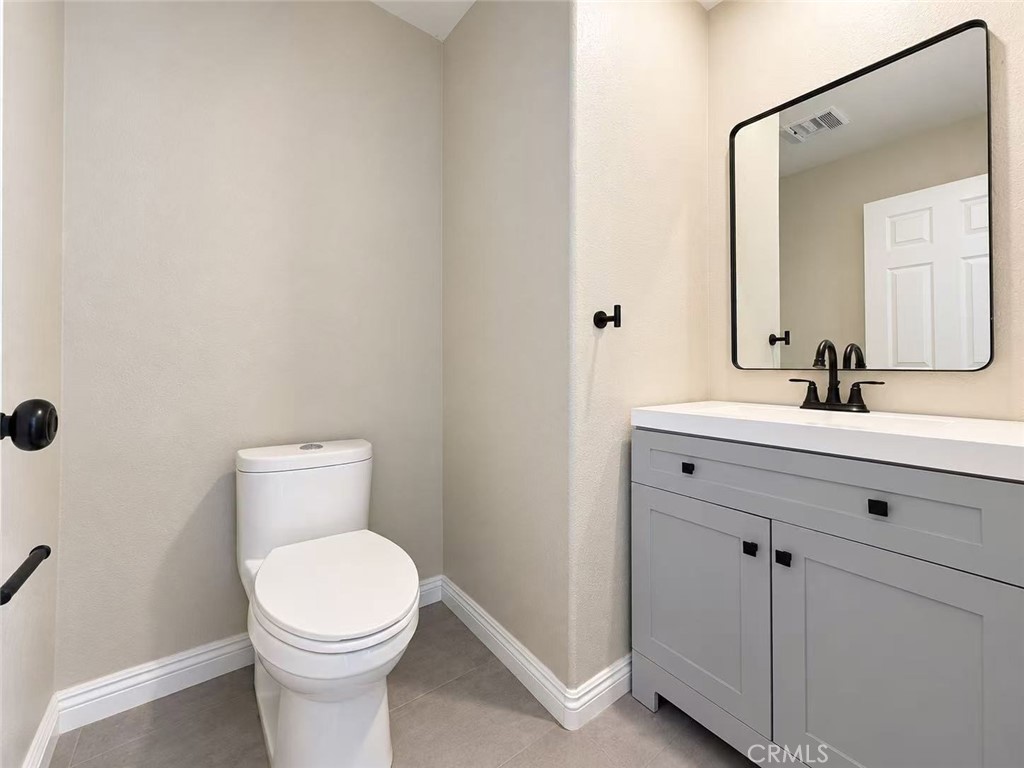 30 Sutton, Irvine CA 92618 - photo 5