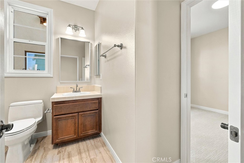 bathroom for jack and fill bedroom - 301 Tall Oak, Irvine CA 92603 - photo 23