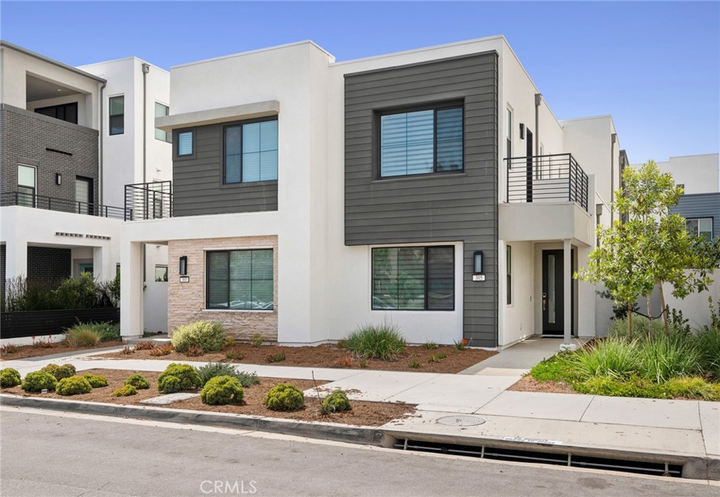 305 Novel, Irvine CA 92618 - photo 1