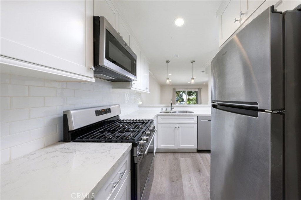 306 Orange Blossom, Irvine CA 92618 - photo 5