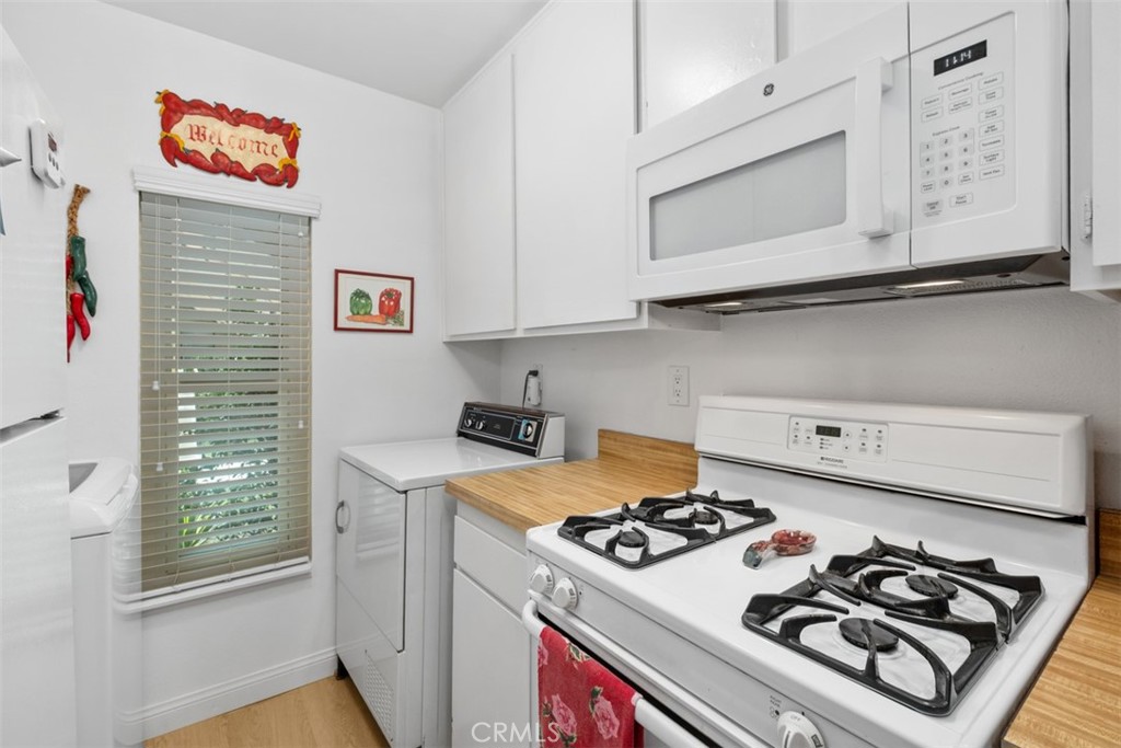 306 Tangelo 342, Irvine CA 92618 - photo 11