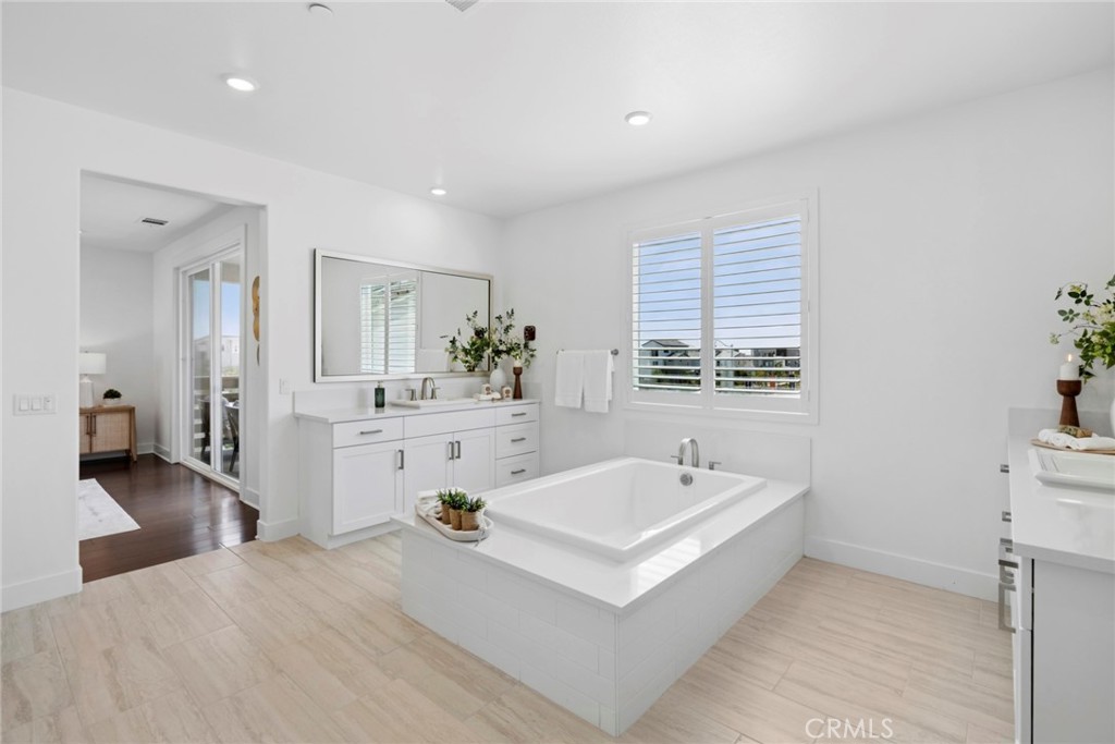 306 Treble, Irvine CA 92618 - photo 41