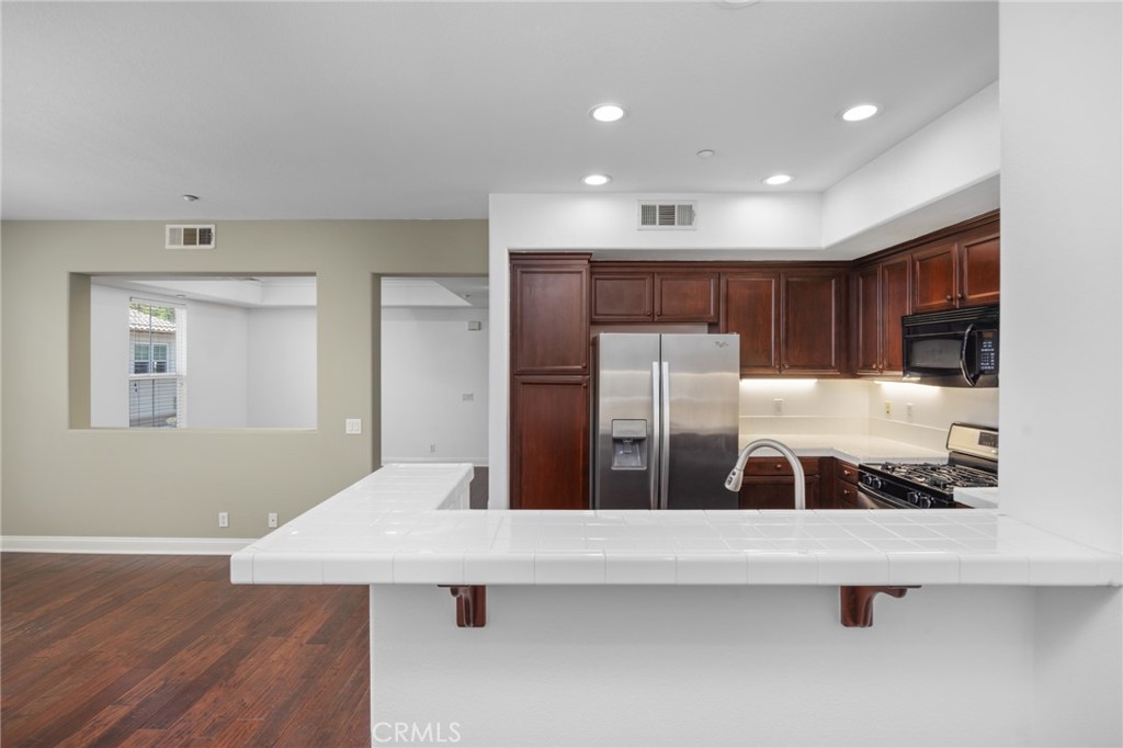 308 Quail Ridge, Irvine CA 92603 - photo 5