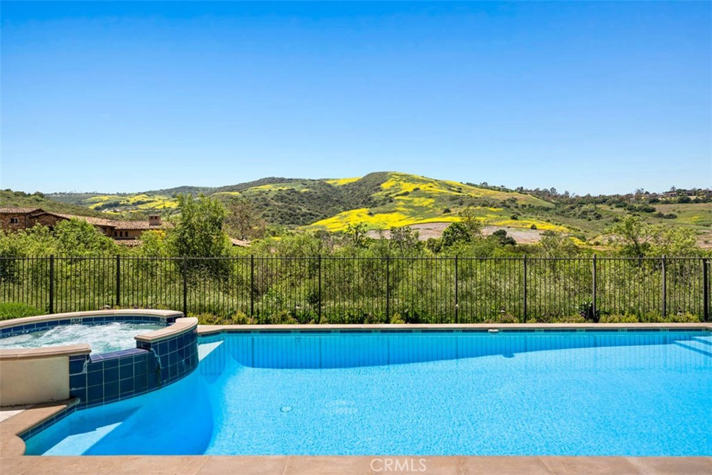 31 Black Hawk, Irvine CA 92603 - photo 5