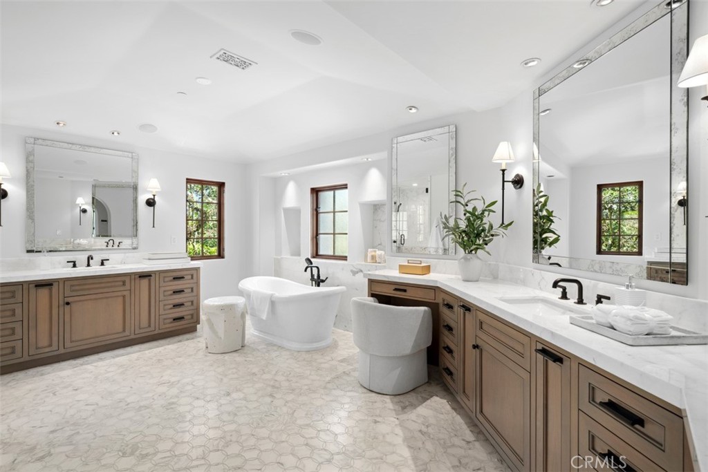 31 Black Hawk, Irvine CA 92603 - photo 47