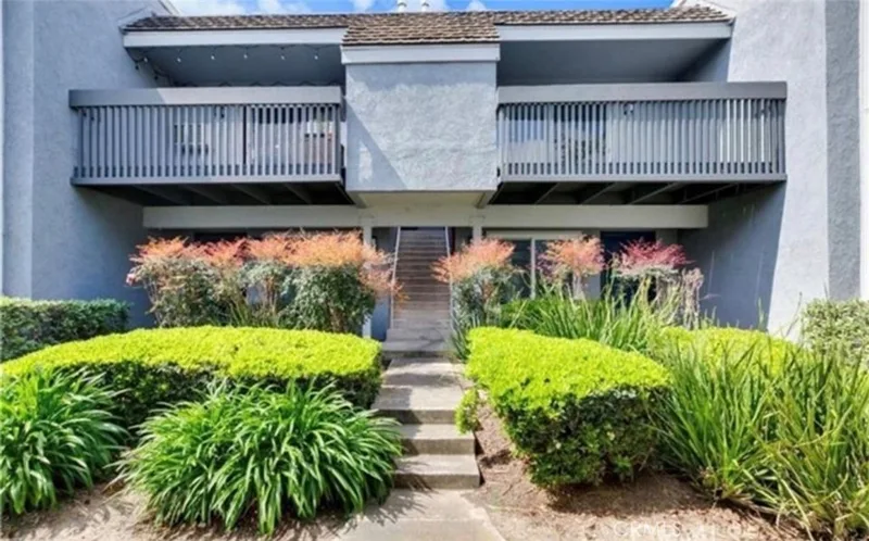 31 Firwood, Irvine, CA 92604