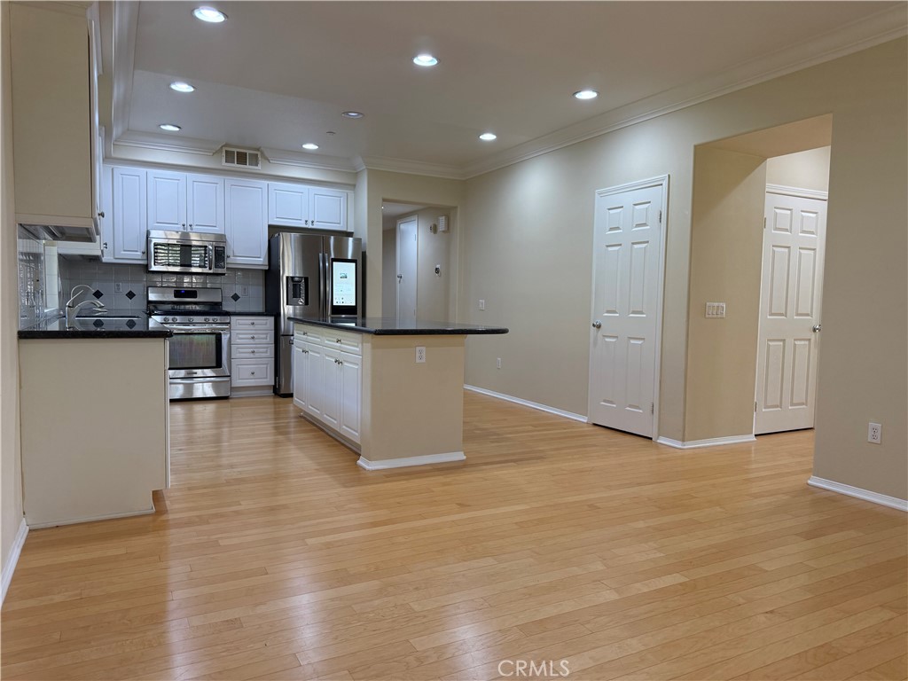 31 Regal, Irvine CA 92620 - photo 15
