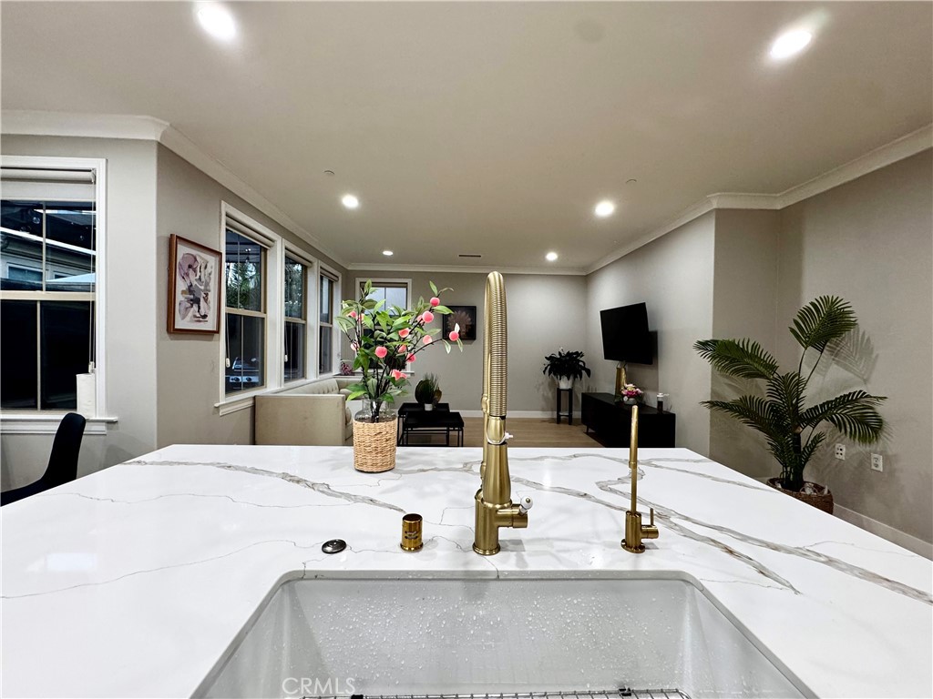31 Shellbark, Irvine CA 92618 - photo 9