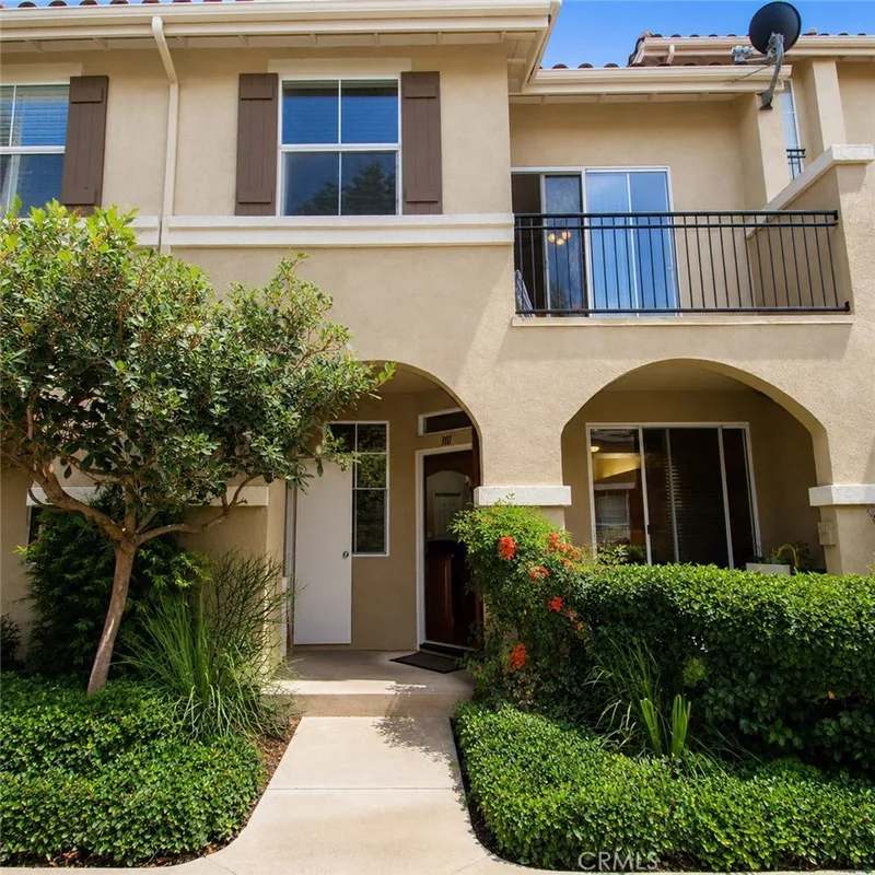 310 Falcon, Irvine, CA 92618